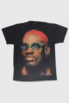 לצפייה במוצר חולצת טי שחורה עם הדפס Dennis Rodman